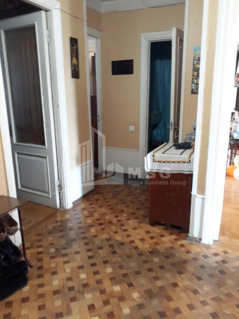 For Sale Flat, in Nutsubidze micro-districts (I-V)