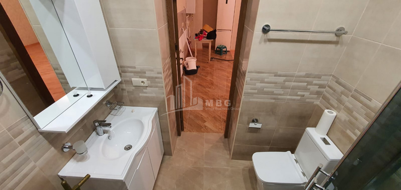 Продается Квартира, в Окрос убани