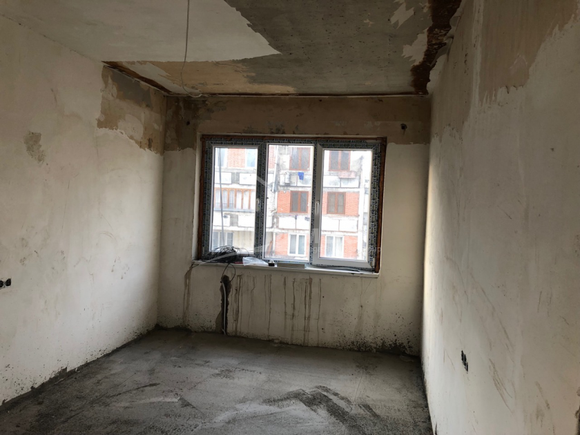 For Sale Flat, in Varketili