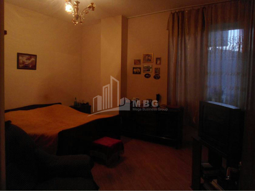 For Sale Flat, in Vera