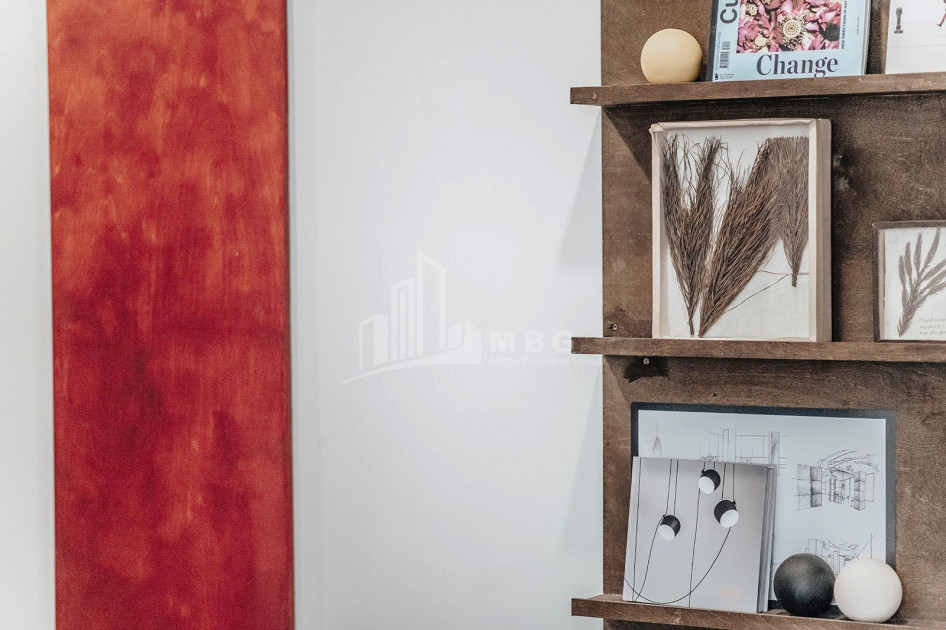 Продается Квартира, в Мтацминда