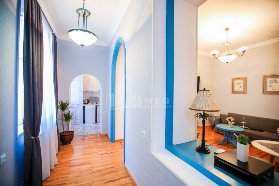 For Sale Flat, in Mtatsminda