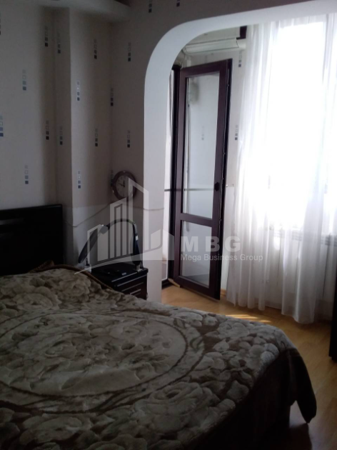 For Sale Flat, in Nutsubidze micro-districts (I-V)
