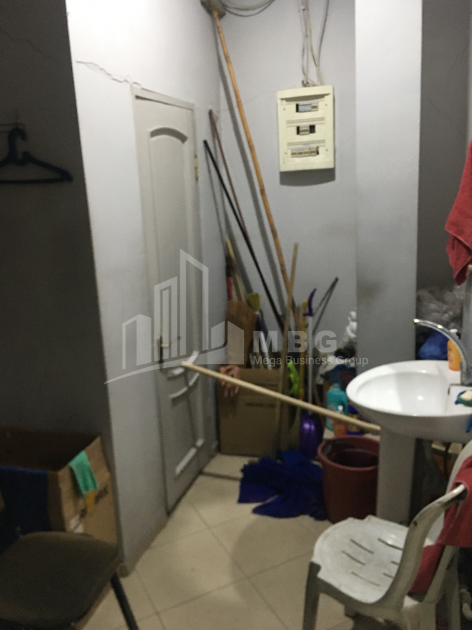 For Rent For office Commercial, in Kalaubani