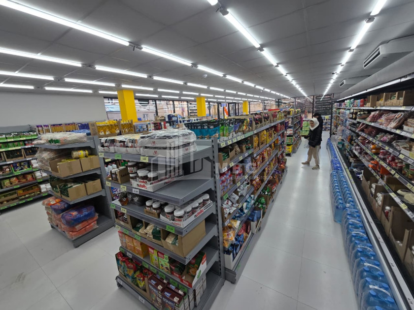 იყიდება სავაჭრო კომერციული ფართი სანზონაში, ნაძალადევის რაიონი