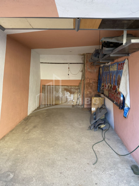 For Sale Garage Commercial, in Nadzaladevi