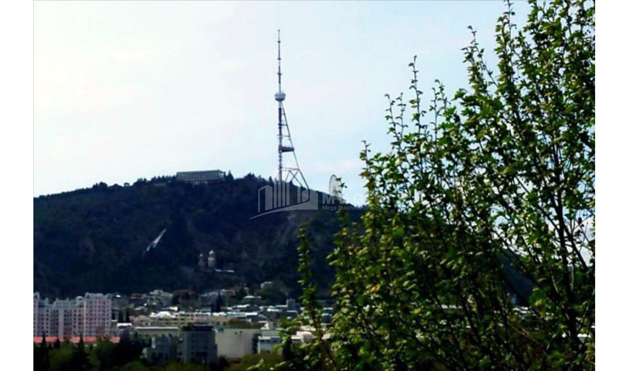 Продается Квартира, в Чугуретский Район