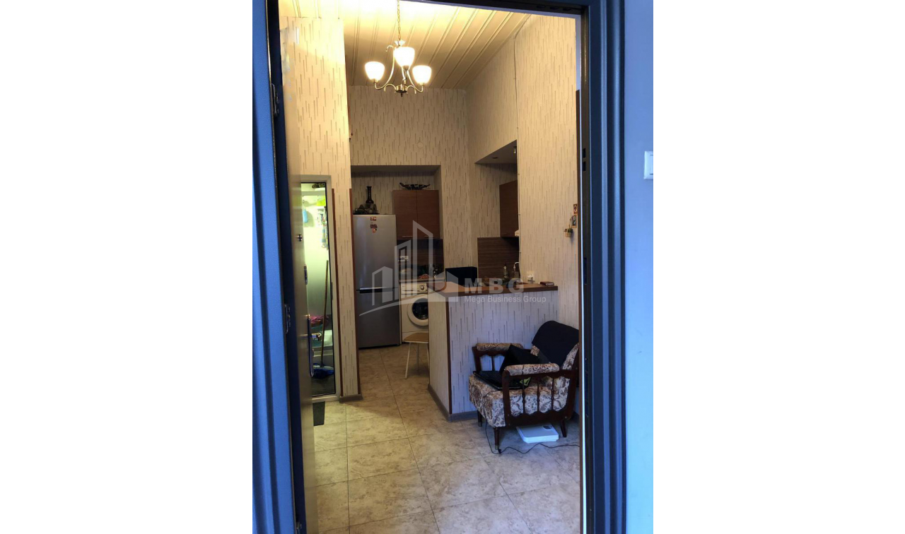 For Sale Flat, in Sololaki