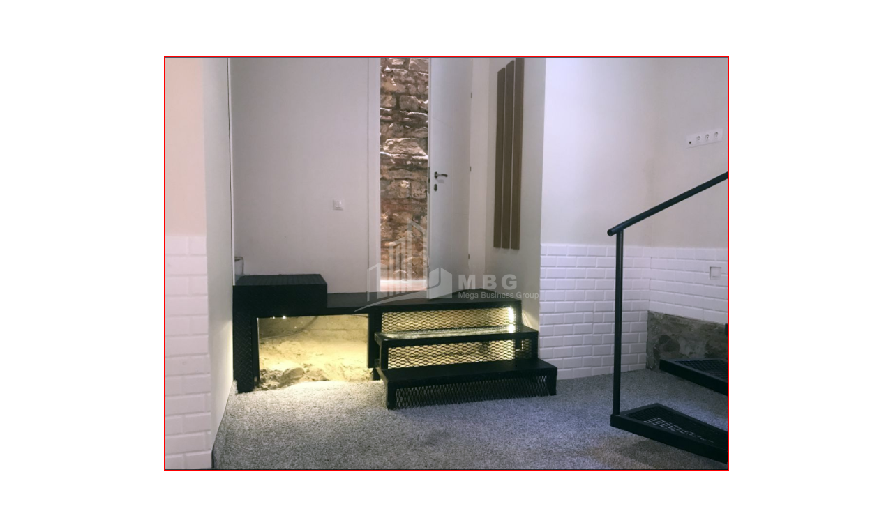 For Sale Flat, in Abanotubani