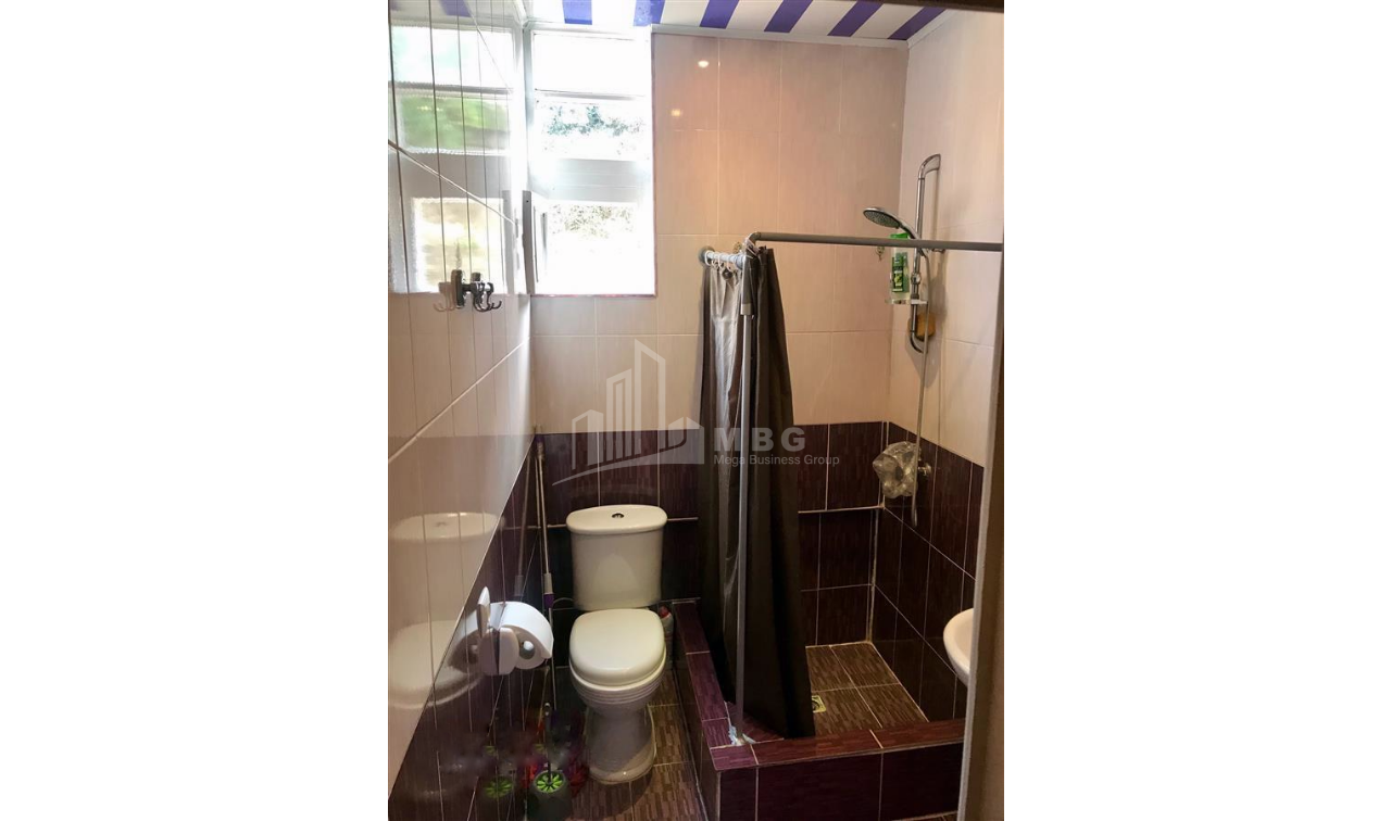 For Sale Flat, in Abanotubani