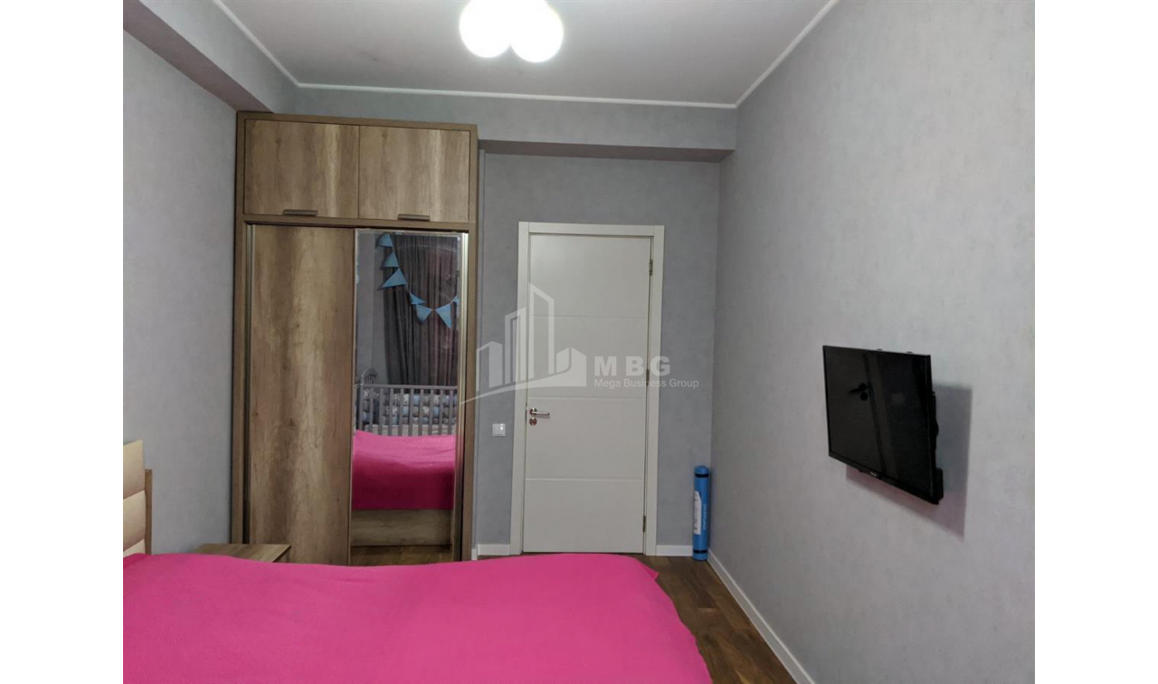 For Sale Flat, in Isani