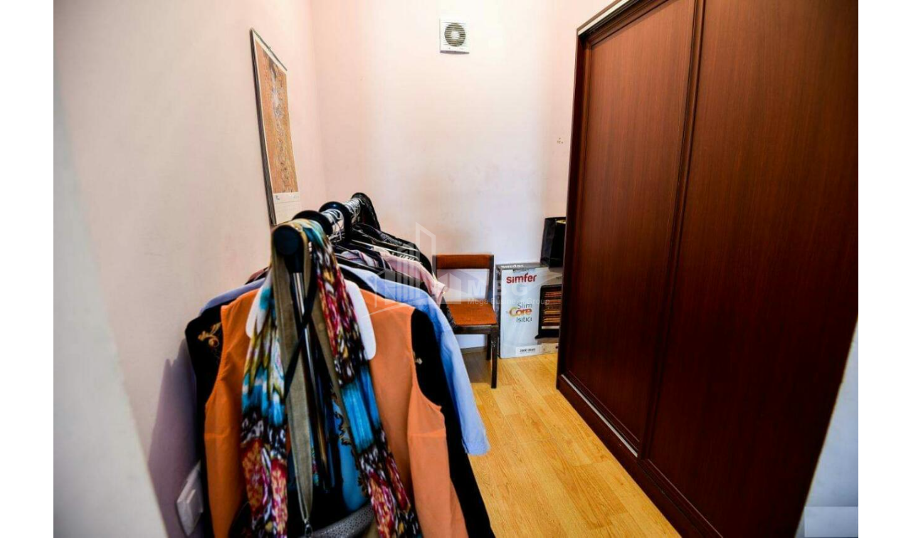 For Sale Flat, in Digomi Massive