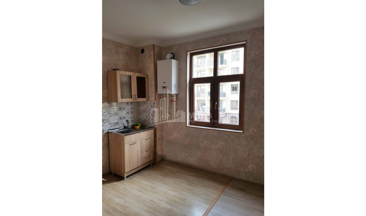 For Sale Flat, in Varketili