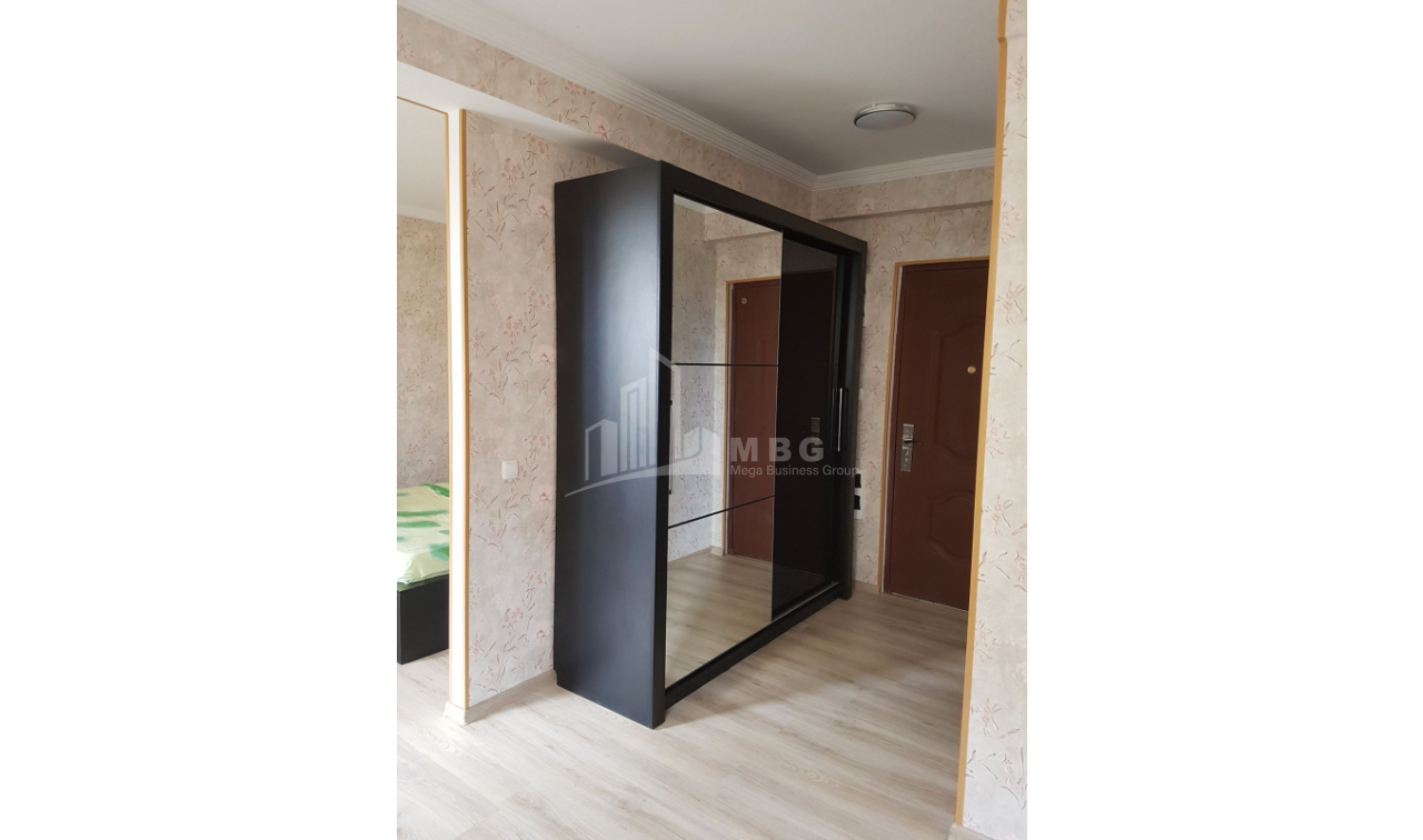 For Sale Flat, in Varketili