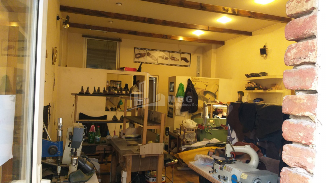 For Sale Витражный фасад Commercial, in Vake