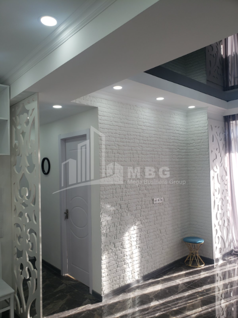 For Sale Flat, in Nadzaladevi