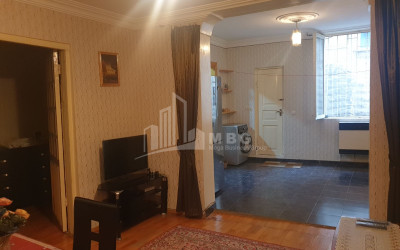 For Sale Flat, in Mtatsminda