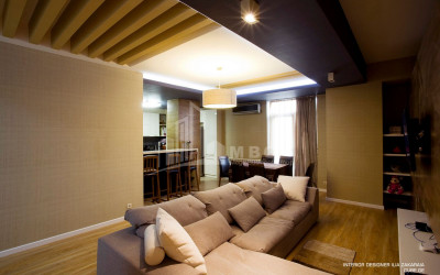 იყიდება ბინა, ვაკე