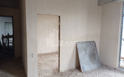 For Sale Flat, in Sanzona