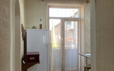 For Sale Flat, in Isani