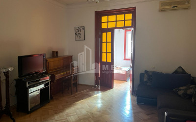 For Rent Flat, in Mtatsminda