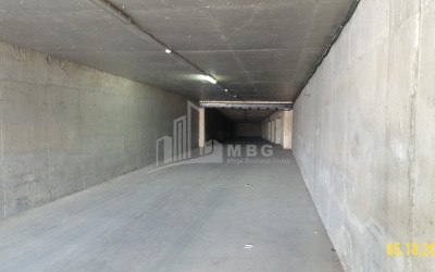 For Rent Building Commercial, in Mukhiani