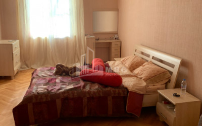 For Sale Flat, in Isani