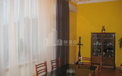 В аренду Квартира, в Ваке