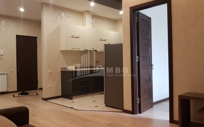 იყიდება ბინა, დიღმის მასივი