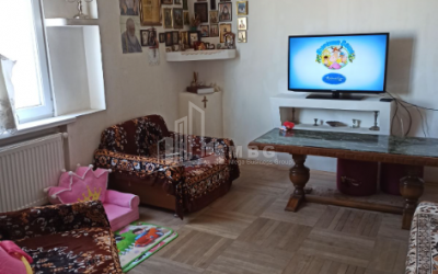 For Sale Flat, in Nadzaladevi