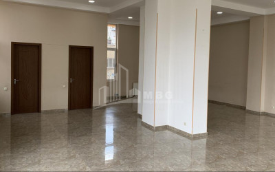 For Sale Витражный фасад Commercial, in Varketili