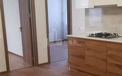 For Sale Flat, in Surrounding area of metro Guramishvili