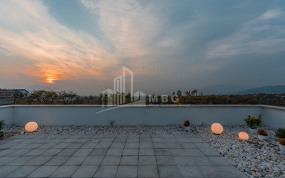 For Sale House - Villa, in fence