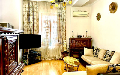 For Sale House Villa Abanotubani Krtsanisi District Tbilisi