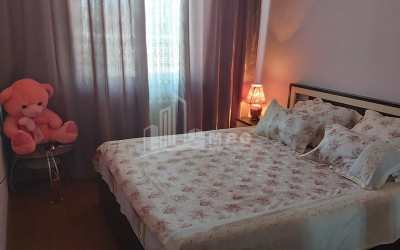 იყიდება ბინა, გლდანის მასივი