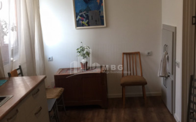 Продается Квартира, в Мтацминда