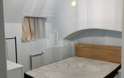 Продается Универсальный Коммерческий На улице А. Чикобава, ჩუღურეთი