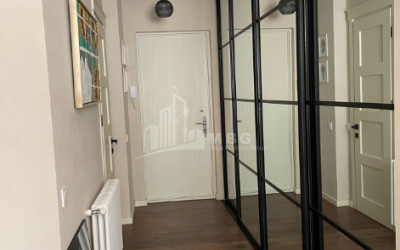 იყიდება ბინა, ვაკე