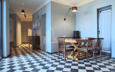 For Sale House - Villa, in Mtatsminda