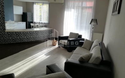 For Sale Flat, in Zemo Vera