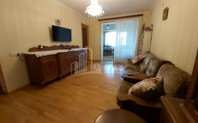 For Sale Flat, in Isani