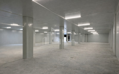 For Sale Refrigerator-freezer area Commercial In Ruisi, Kareli