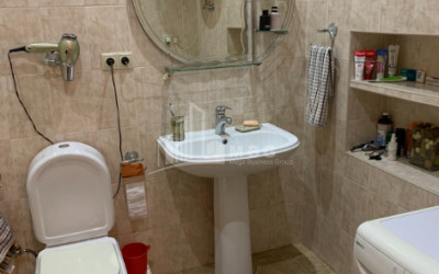 For Sale Flat, in Isani