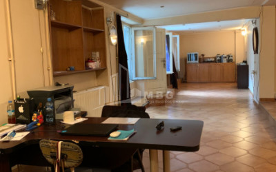 For Rent Building Commercial, in Saburtalo