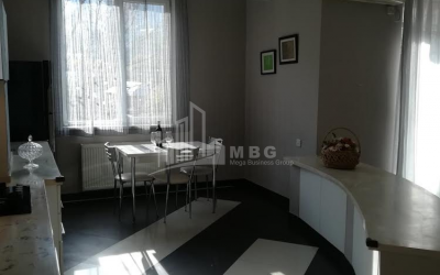 For Sale Flat, in Zemo Vera