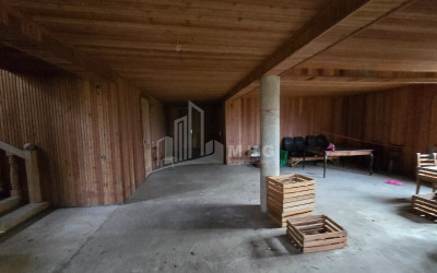 იყიდება ძველი აშენებული სახლი - აგარაკი ზემო ნატანებში, ოზურგეთი