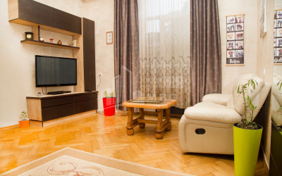 For Sale Flat, in Sololaki