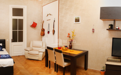 For Sale Flat, in Sololaki