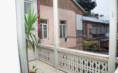 For Sale Flat, in Sololaki