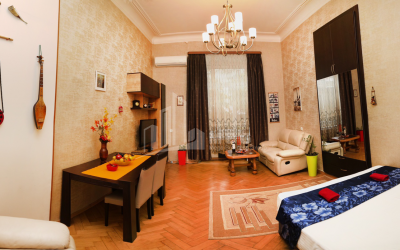 For Sale Flat, in Sololaki